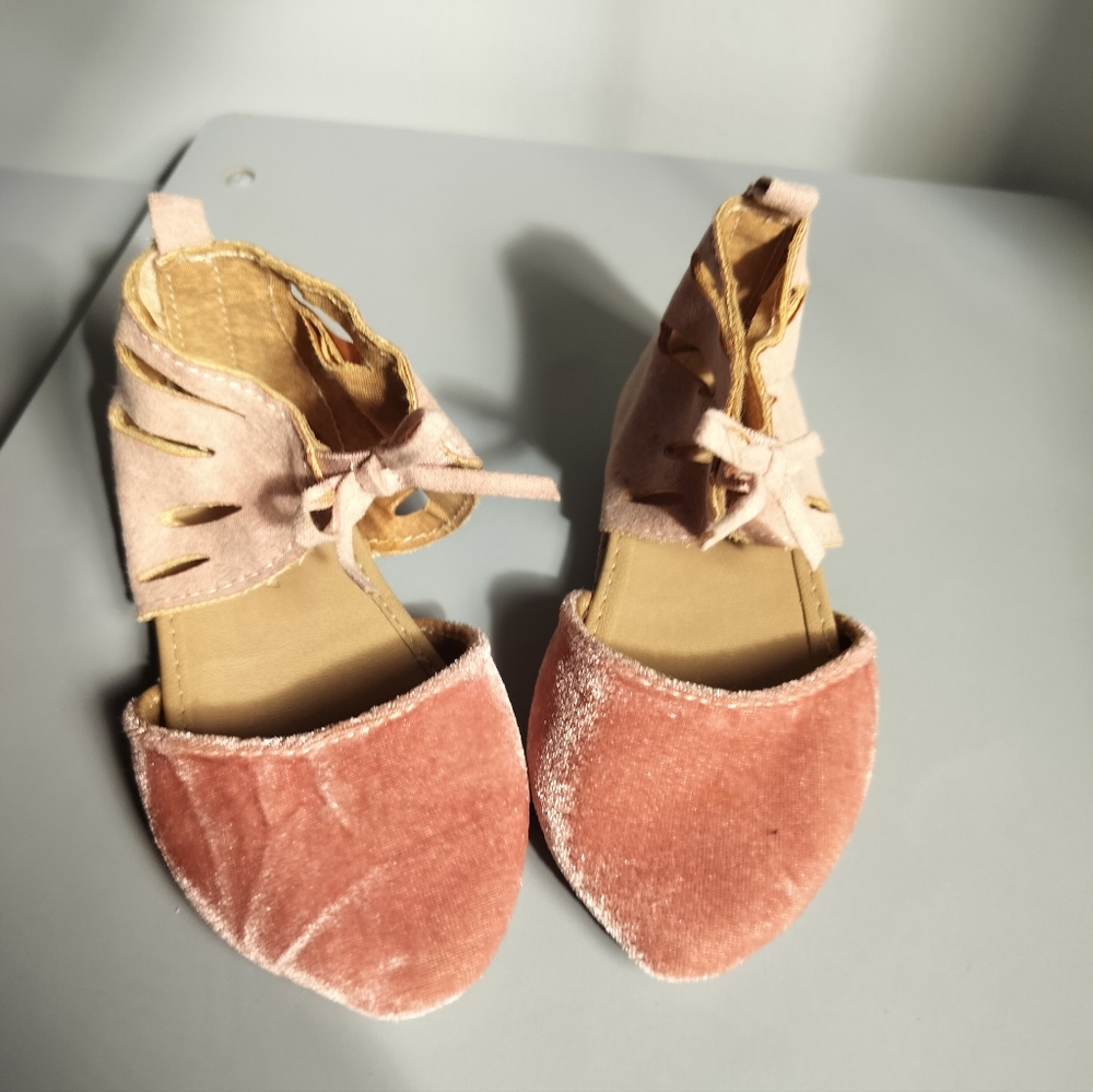 Old Navy girl's flats